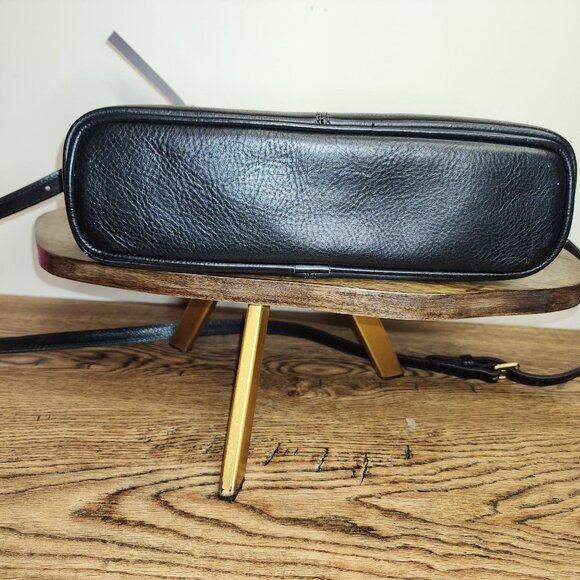 NWT Florentine Medium Toggle Crossbody-Dooney and Bourke - Picture 15 of 15